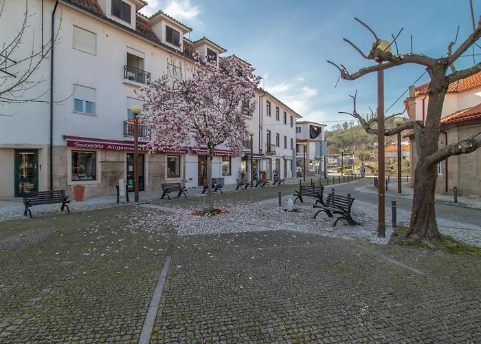 Casa Do Paco بيت ضيافة 4*