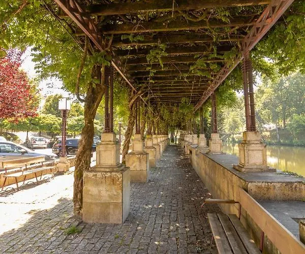 Casa Do Paco بيت ضيافة 4*